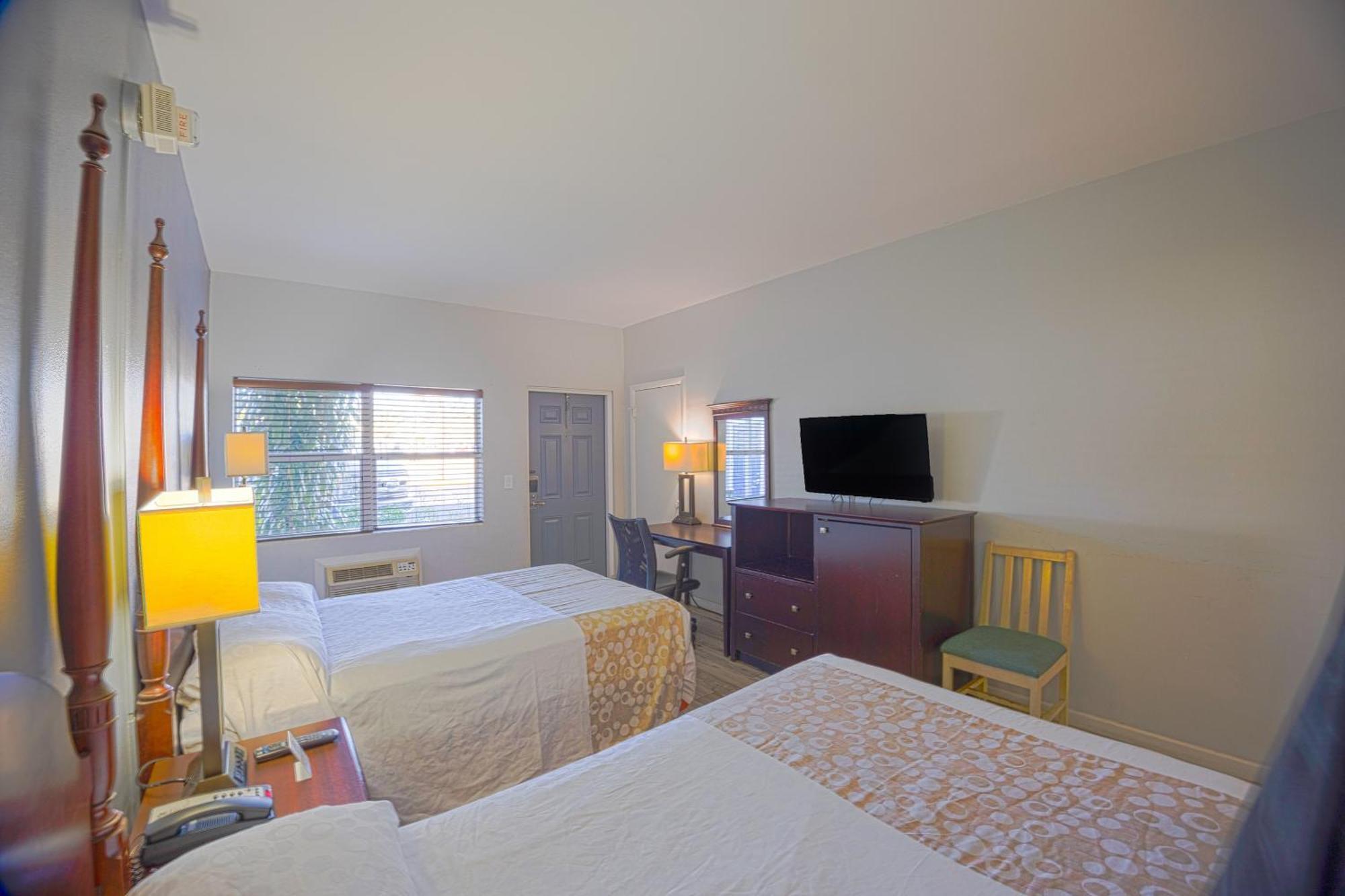 Sunrise Inn By Oyo Titusville Fl エクステリア 写真