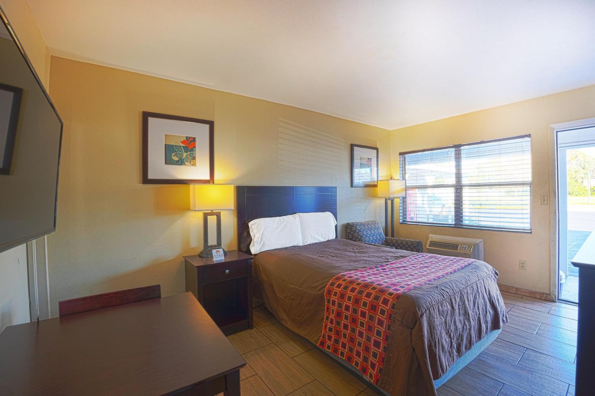 Sunrise Inn By Oyo Titusville Fl エクステリア 写真