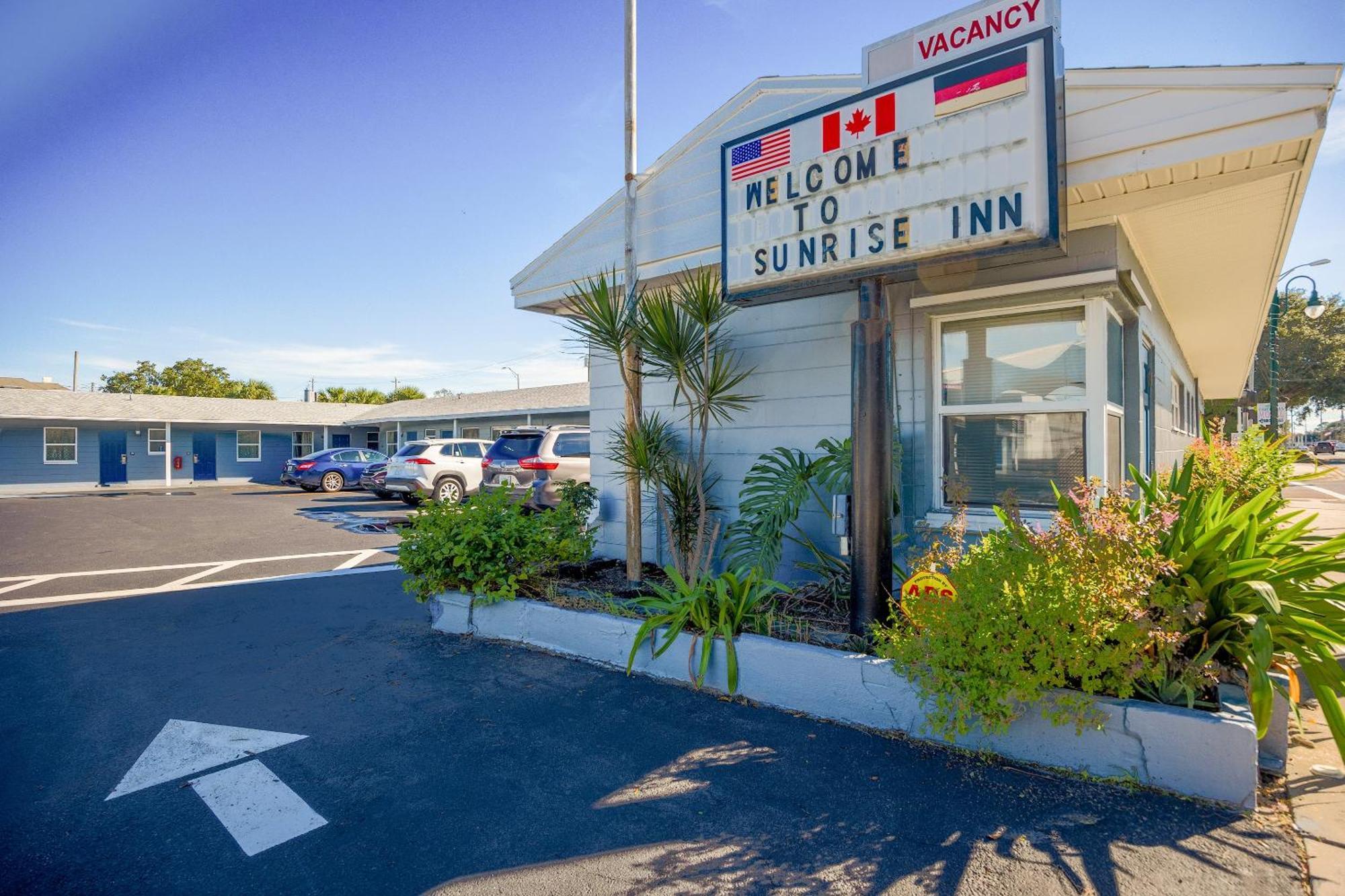 Sunrise Inn By Oyo Titusville Fl エクステリア 写真