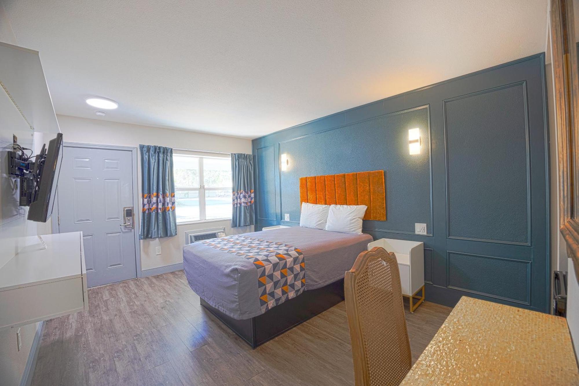 Sunrise Inn By Oyo Titusville Fl エクステリア 写真
